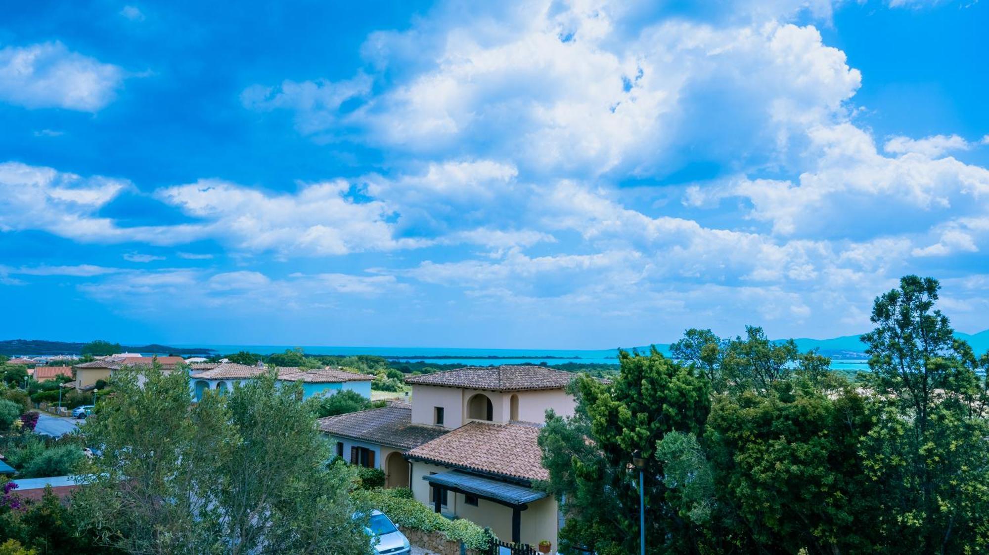Da Teresa Bed and Breakfast San Teodoro  Εξωτερικό φωτογραφία