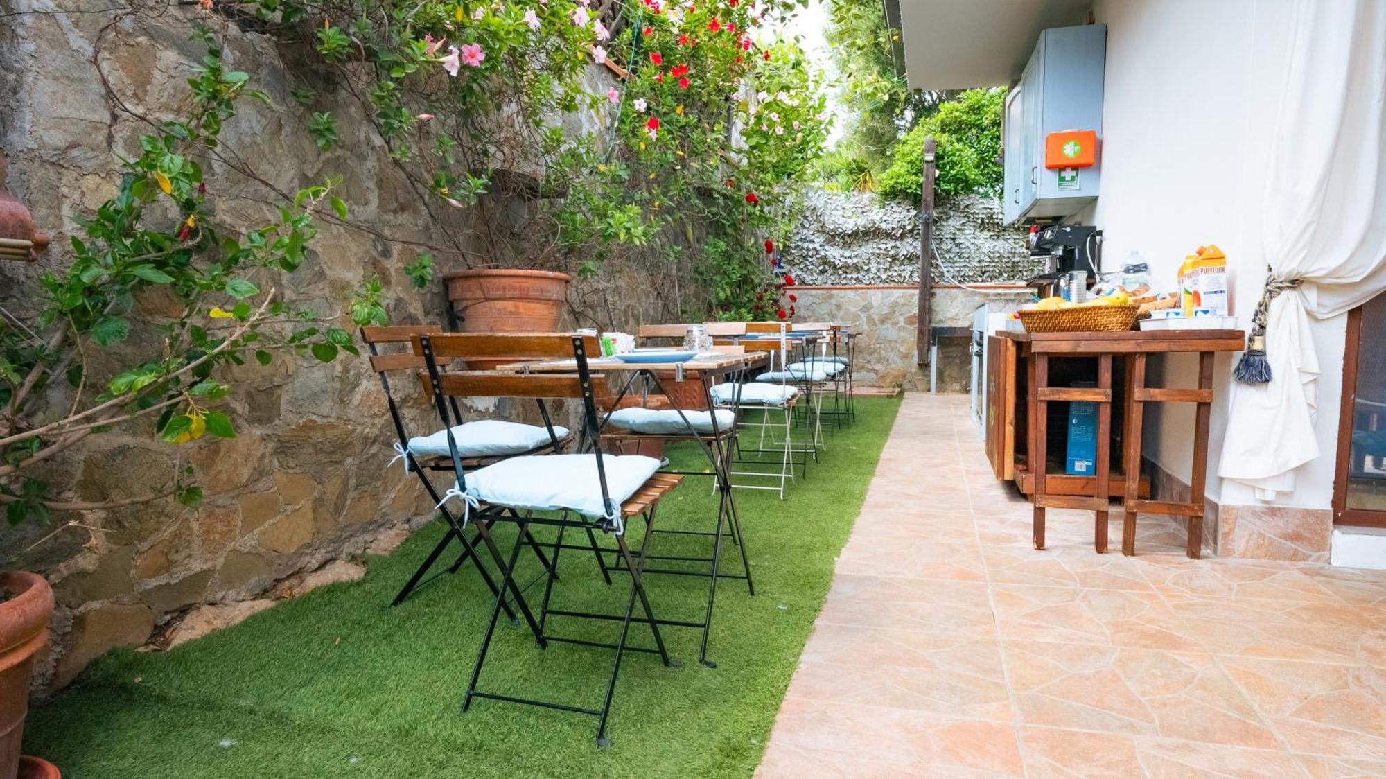 Da Teresa Bed and Breakfast San Teodoro  Εξωτερικό φωτογραφία